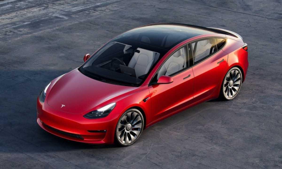 Tesla Model 3: Giá & Thông số mới nhất