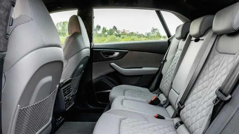 Audi SQ8 2022: Thông số, Đánh giá & Hình ảnh