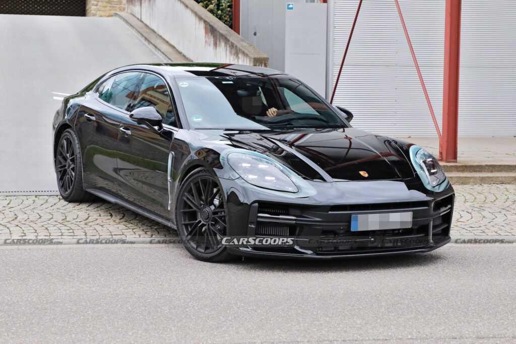 Hé lộ những hình ảnh Porsche Panamera sau khi cải tiến