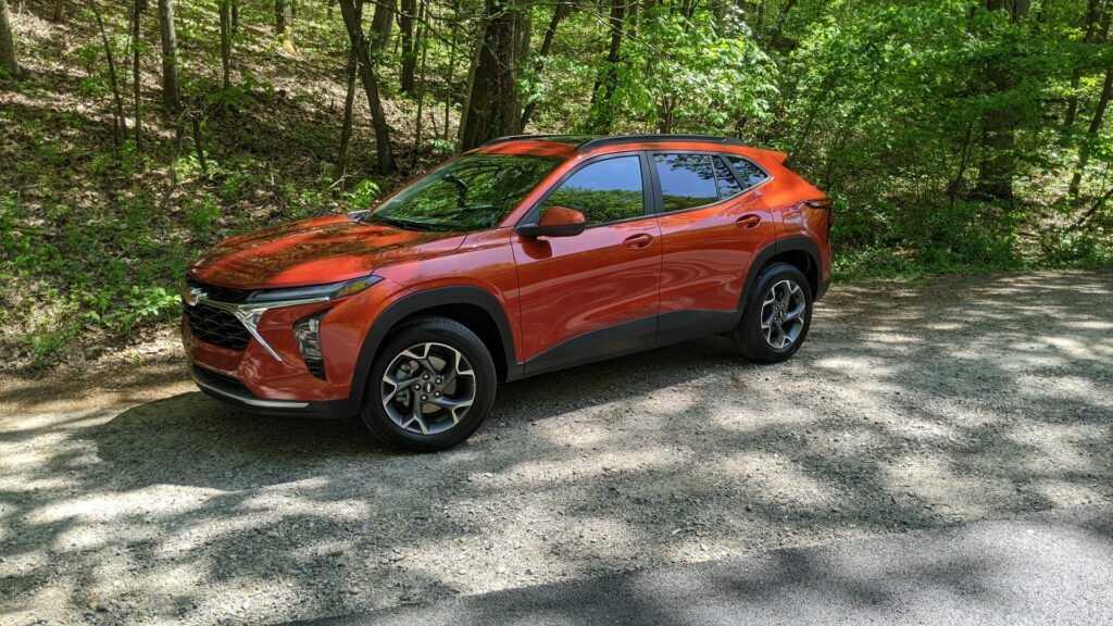 Đánh giá Chevroplet Trax 2024 - Giảm công suất nhưng cải tiến nội thất