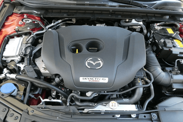 Mazda 3 hatchback vs. Mazda 3 sedan: So sánh và lựa chọn phong cách xe