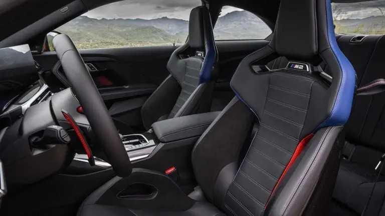 BMW M2 2023: Thông số, Đánh giá & Hình ảnh