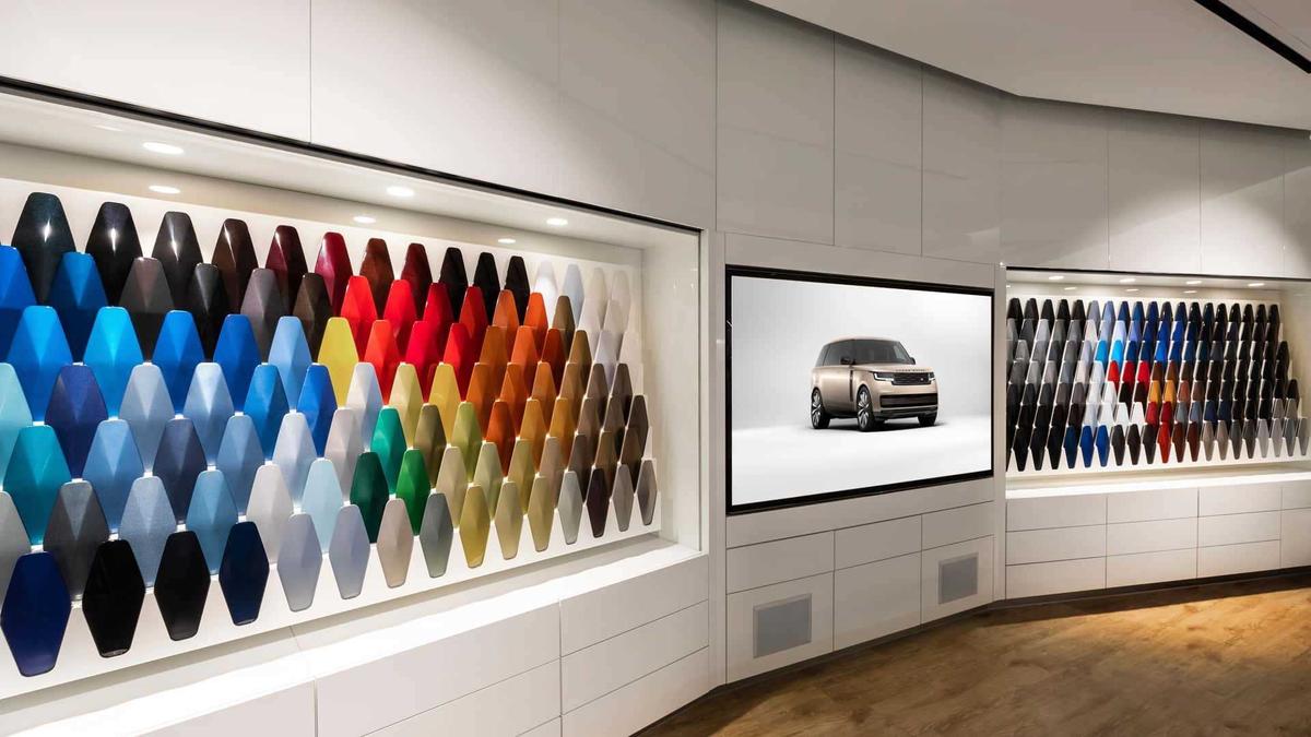 Range Rover Sport SV 2024: Chiếc xe năng động và tiên tiến nhất của hãng