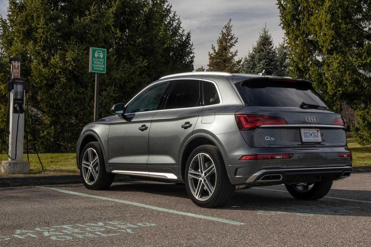 Kinh nghiệm lái thử Audi Q5: Cảm giác đỉnh cao của sự thăng hoa