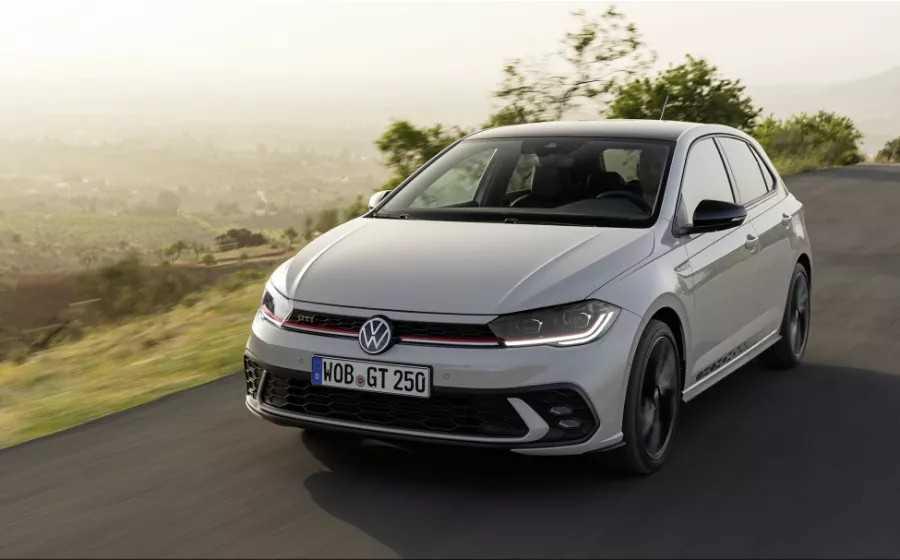 Đánh giá Volkswagen Polo GTI Edition 25: Phiên bản kỷ niệm 25 nămĐánh giá Volkswagen Polo GTI Edition 25: Phiên bản kỷ niệm 25 năm