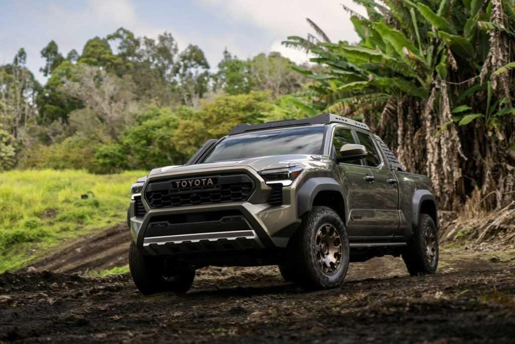 Toyota Tacoma Trailhunter 2024 và TRD Pro ra mắt với lốp 33-inch và sức mạnh hybrid 326 mã lực