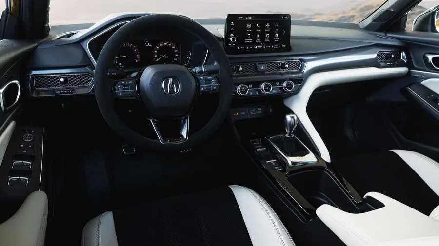 So sánh Acura Integra Type S và Honda Civic Type R: Chiếc nào xứng đáng hơn