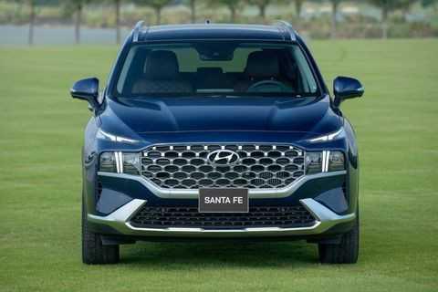 Hyundai SantaFe 2022 giảm giá gần 200 triệu đồng? Người mua đang quá hời