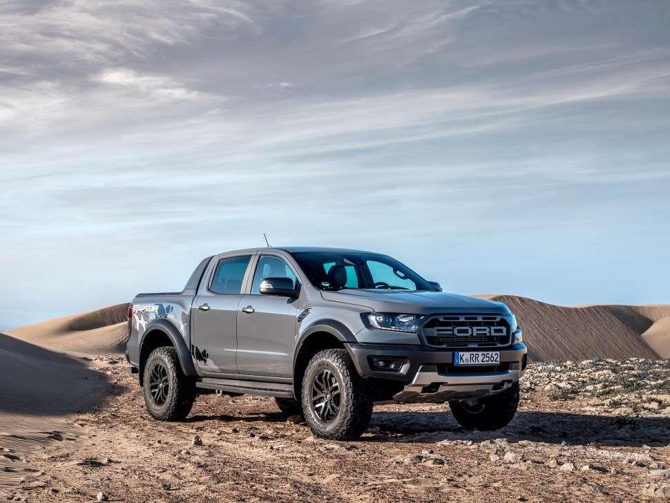 Giá xe Ford Ranger Raptor 2025: Ưu đãi đặc biệt tháng 12/2025