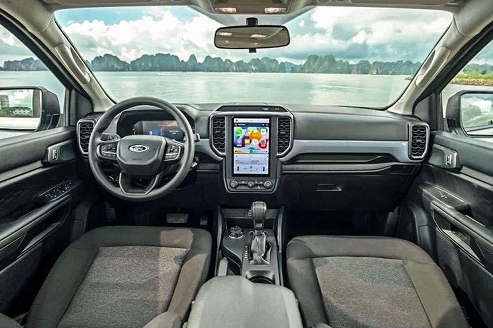 Giá xe Ford Ranger 2025: Ưu đãi đặc biệt tháng 12/2025