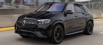Giá xe Mercedes GLE 2025: Ưu đãi đặc biệt tháng 12/2025