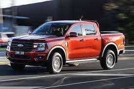 Giá xe Ford Ranger 2025: Ưu đãi đặc biệt tháng 12/2025