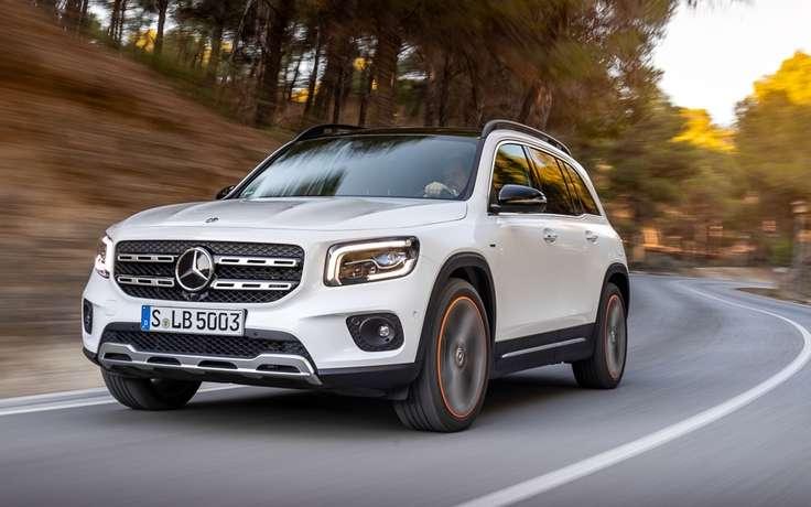 Giá xe Mercedes 2025: Ưu đãi đặc biệt tháng 12/2025
