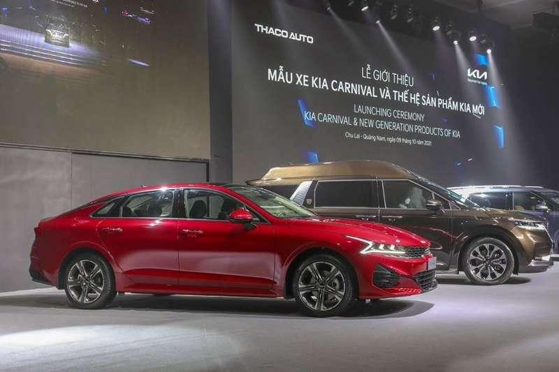 gia-xe-kia-k5-yyyy-uu-dai-dac-biet-thang-mmyyyy