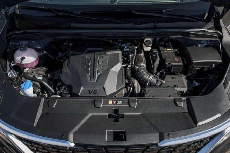 Giá xe KIA Carnival 2025: Ưu đãi đặc biệt tháng 12/2025