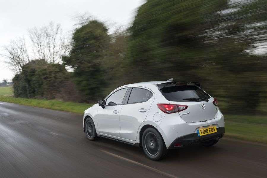 Giá xe Mazda2 Sport 2025: Ưu đãi đặc biệt tháng 12/2025