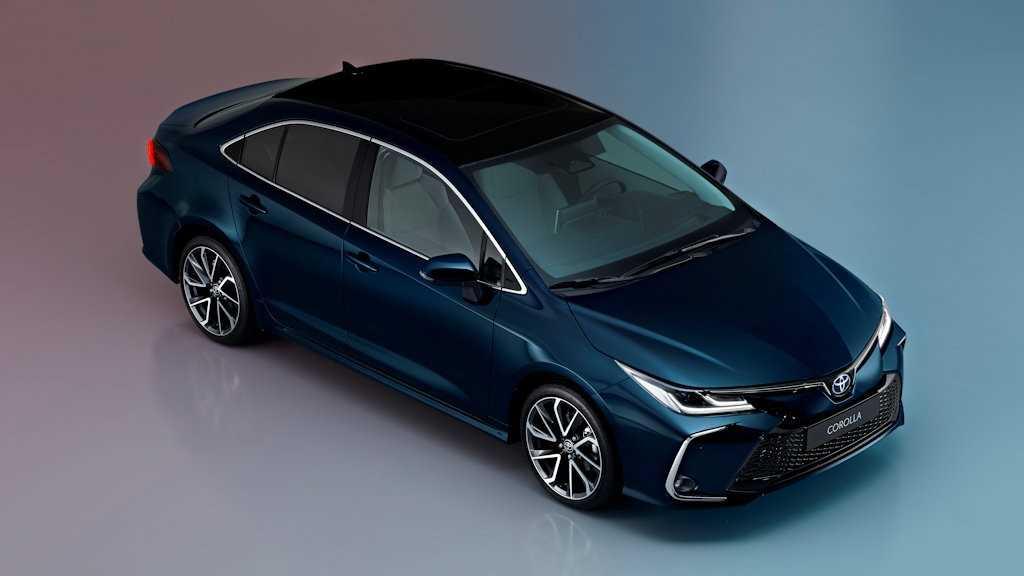 Giá xe Toyota Corolla Altis 2025: Ưu đãi đặc biệt tháng 12/2025
