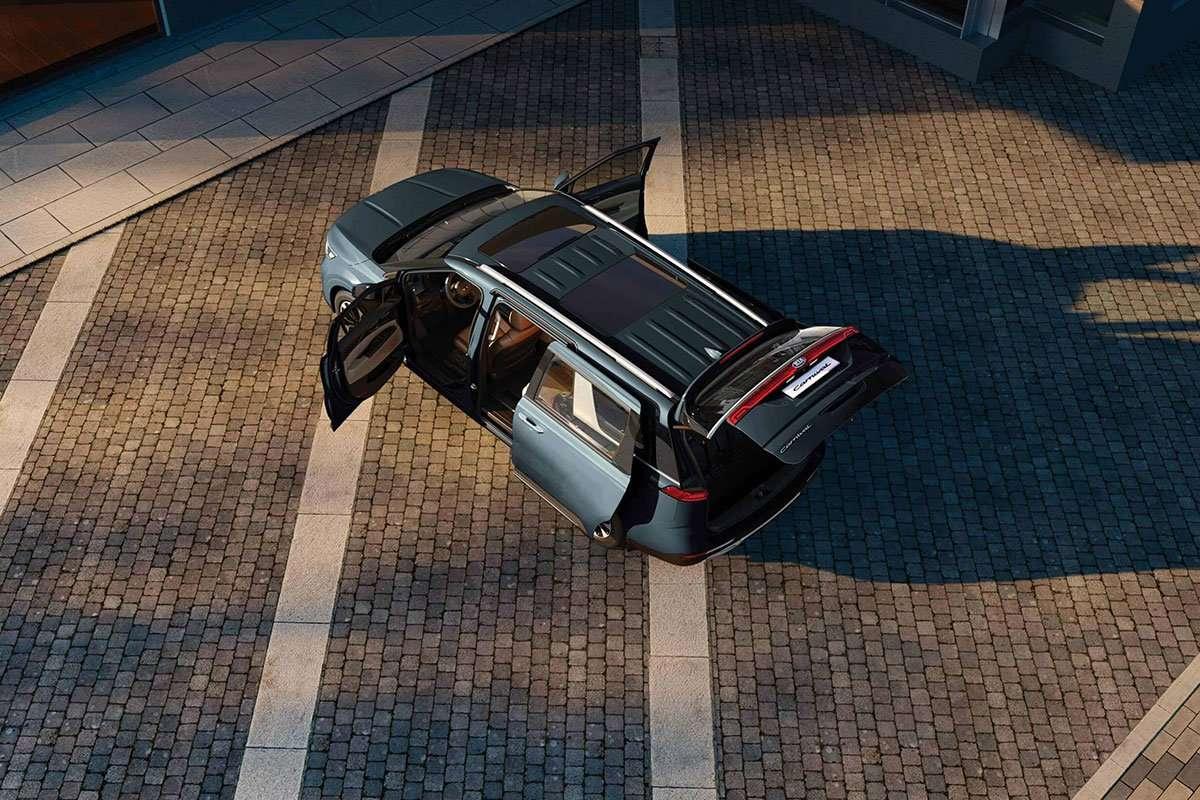 Giá xe KIA Carnival 2025: Ưu đãi đặc biệt tháng 12/2025