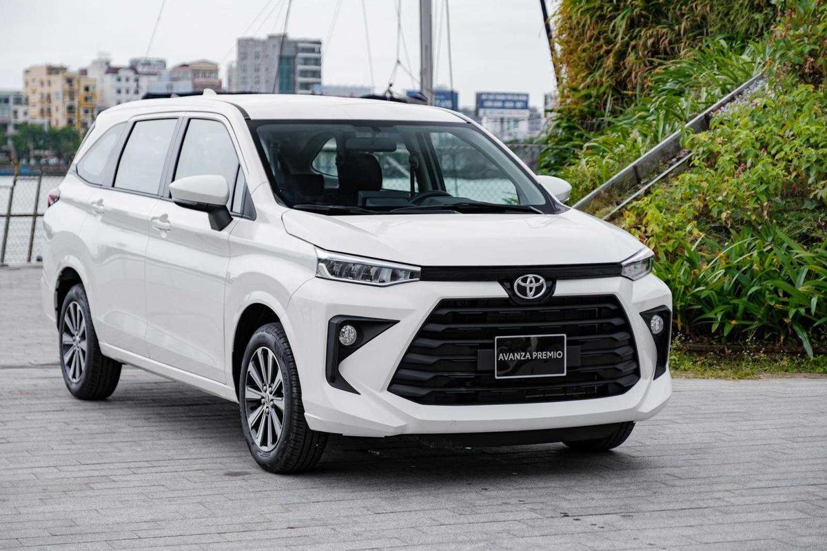 Bảng giá xe Toyota: Ưu đãi đặc biệt tháng 9/2023