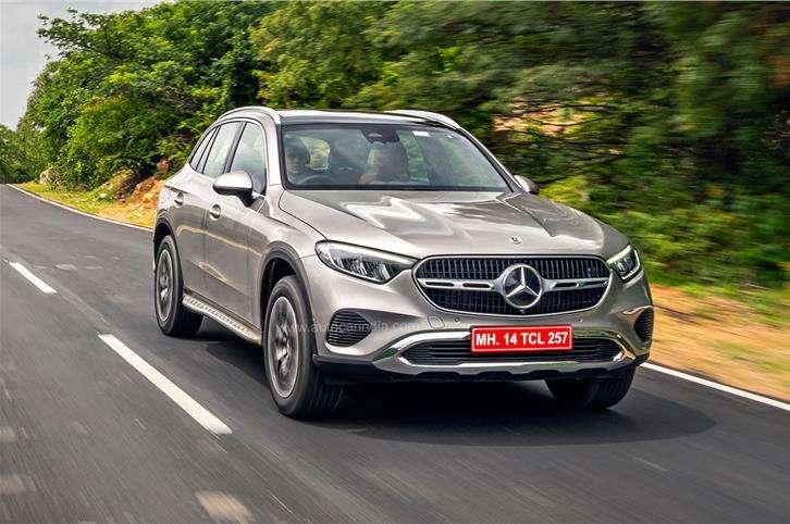 Giá xe Mercedes 2025: Ưu đãi đặc biệt tháng 12/2025