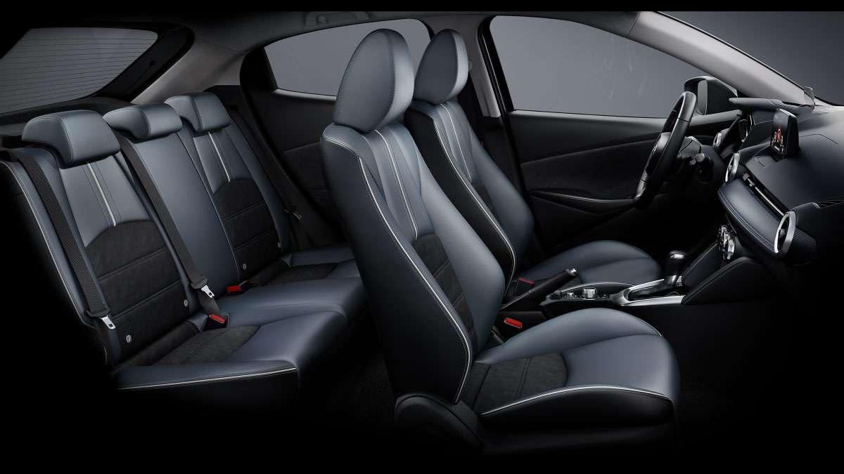 Giá xe Mazda2 Sport 2025: Ưu đãi đặc biệt tháng 12/2025