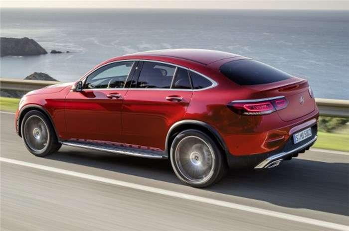 Giá xe Mercedes GLC Coupe 2025: Ưu đãi đặc biệt tháng 12/2025