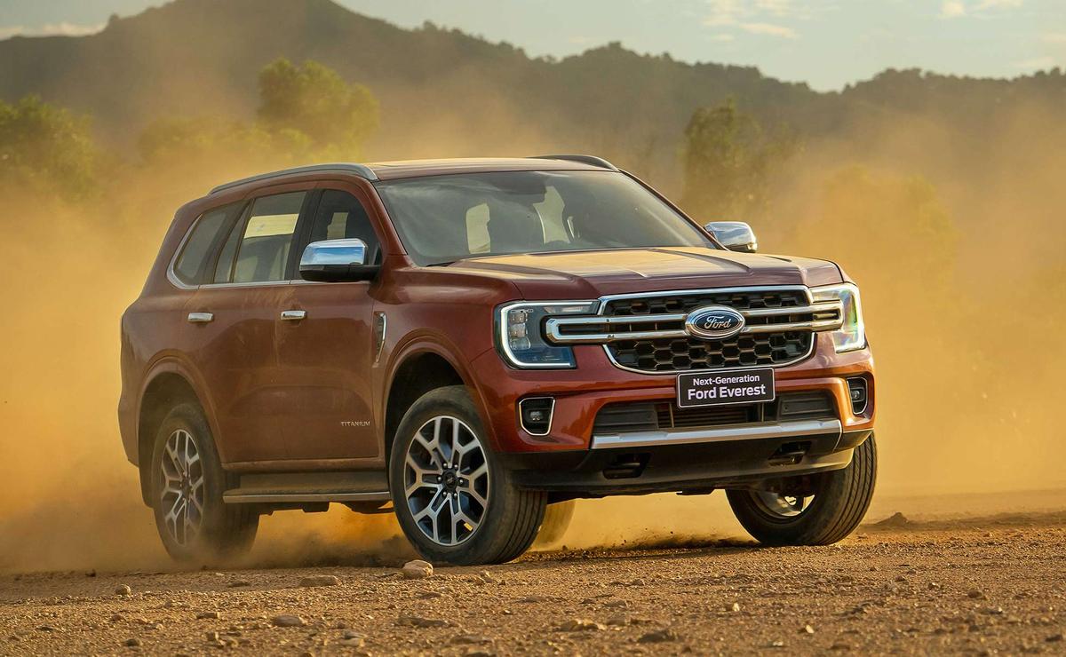 gia-xe-ford-everest-cap-nhat-moi-nhatgia-xe-ford-everest-cap-nhat-moi-nhat