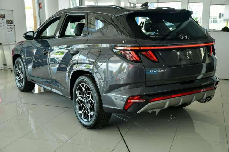 Giá xe Hyundai Tucson 2025: Ưu đãi đặc biệt tháng 12/2025