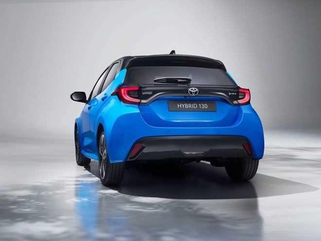 Giá xe Toyota Yaris 2025: Ưu đãi đặc biệt tháng 12/2025