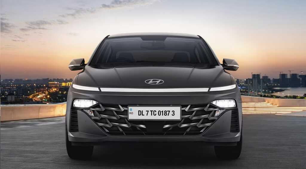 Giá xe Hyundai Accent 2025: Ưu đãi đặc biệt tháng 12/2025