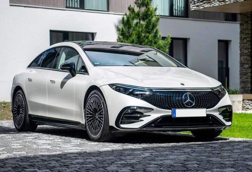 Giá xe Mercedes 2025: Ưu đãi đặc biệt tháng 12/2025