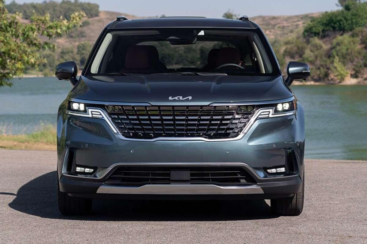 Giá xe KIA Carnival 2025: Ưu đãi đặc biệt tháng 12/2025