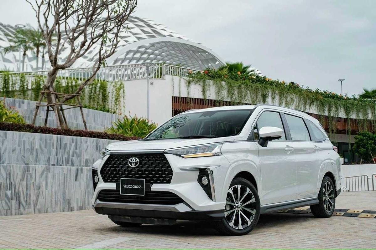 Bảng giá xe Toyota: Ưu đãi đặc biệt tháng 9/2023