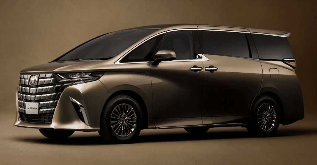 Bảng giá xe Toyota Alphard 2023: Ưu đãi đặc biệt tháng 12/2025