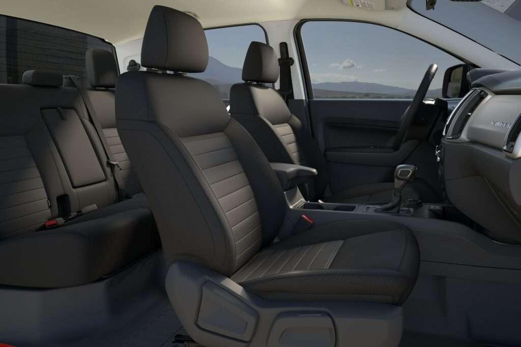 Giá xe Ford Ranger 2025: Ưu đãi đặc biệt tháng 12/2025