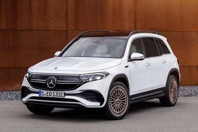 gia-xe-mercedes-eqb-cap-nhat-moi-nhat