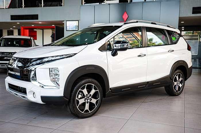 Giá xe Mitsubishi Xpander Cross 2025: Ưu đãi đặc biệt tháng 12/2025