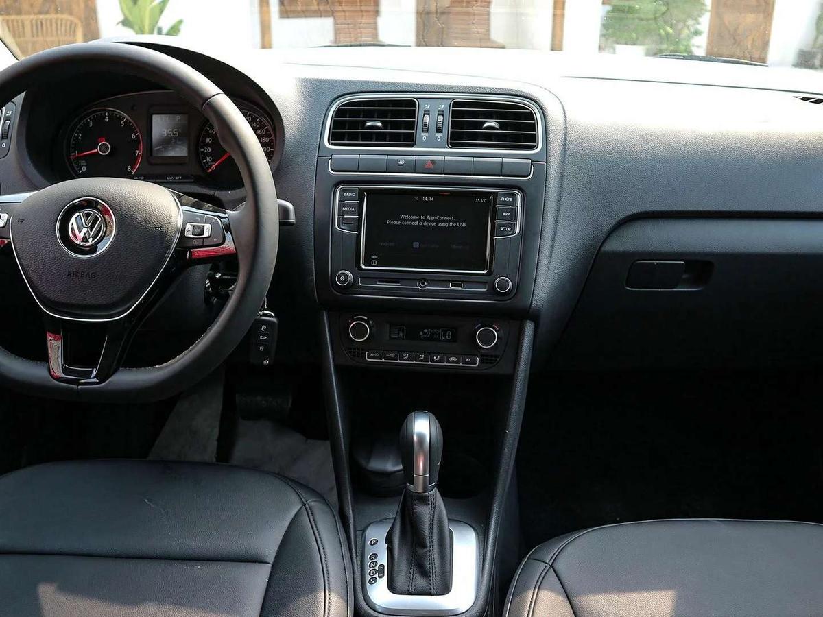 gia-xe-volkswagen-polo-cap-nhat-moi-nhat