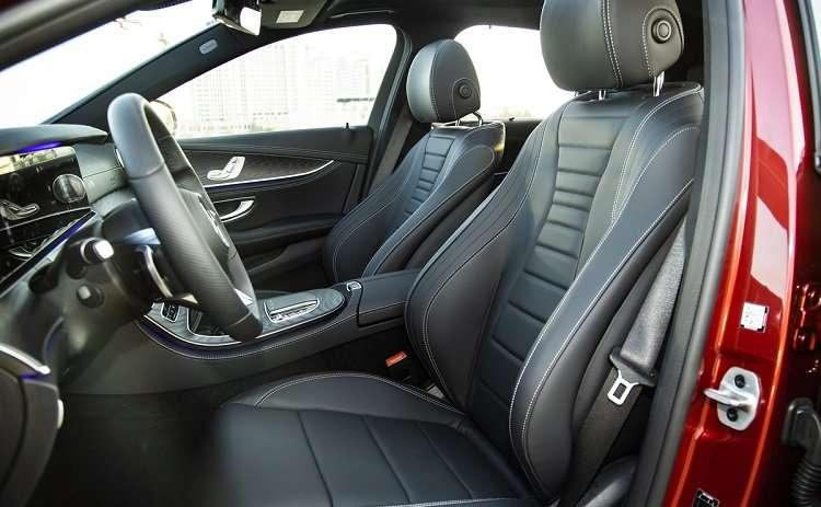 gia-xe-mercedes-benz-e300-amg-cap-nhat-moi-nhat