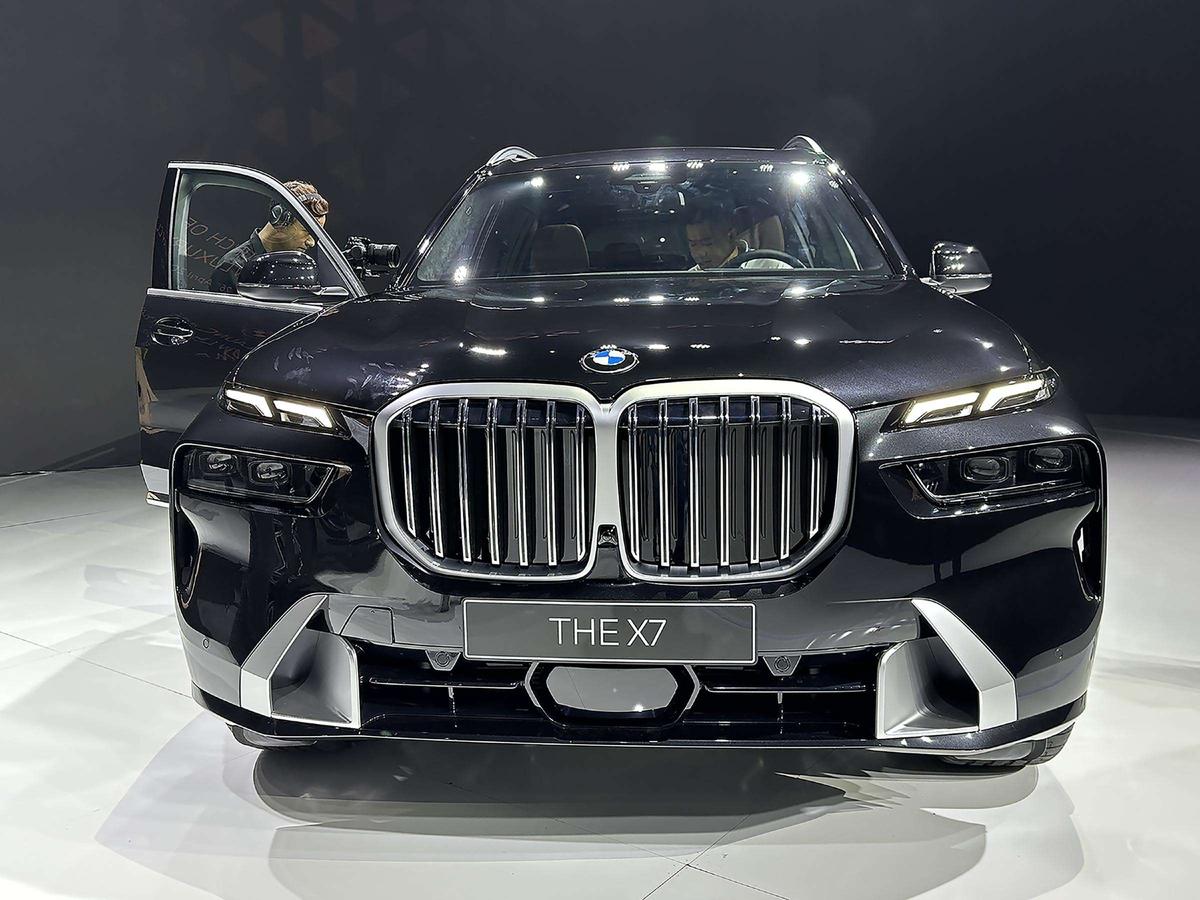 gia-xe-bmw-x7-cap-nhat-moi-nhat