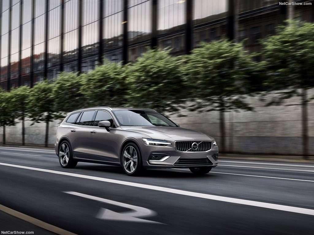 Giá xe Volvo 2025: Ưu đãi đặc biệt tháng 12/2025