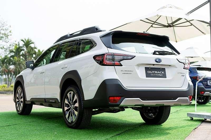 Giá xe Subaru Outback 2025: Ưu đãi đặc biệt tháng 12/2025