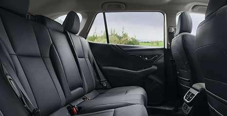 Giá xe Subaru Outback 2025: Ưu đãi đặc biệt tháng 12/2025