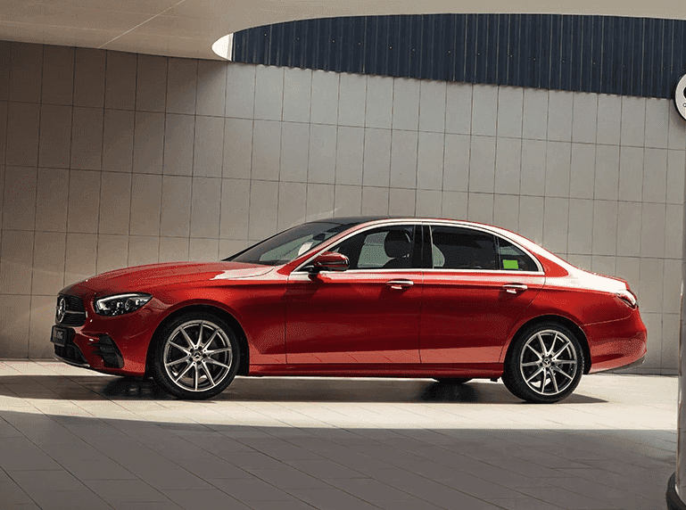 gia-xe-mercedes-benz-e300-amg-cap-nhat-moi-nhat