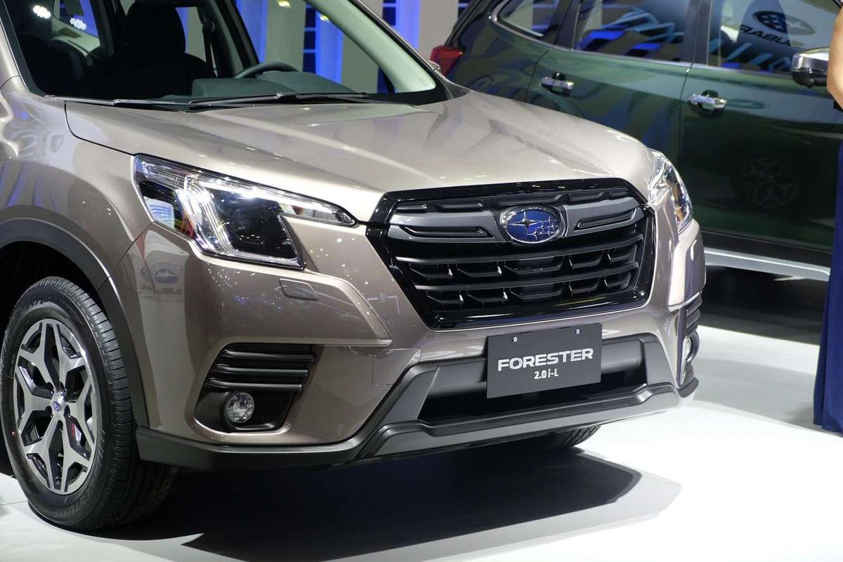 gia-xe-subaru-forester-cap-nhat-moi-nhat