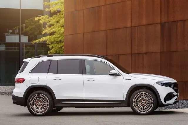 gia-xe-mercedes-eqb-cap-nhat-moi-nhat