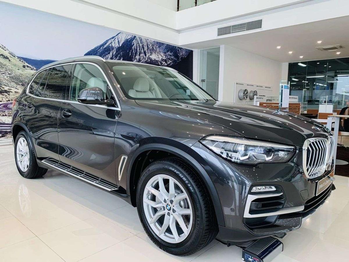 gia-xe-bmw-x5-cap-nhat-moi-nhat