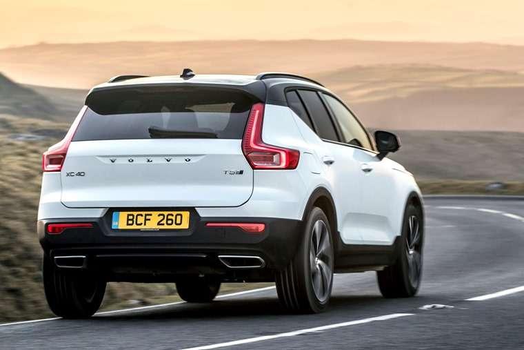 Giá xe Volvo XC40 2025: Ưu đãi đặc biệt tháng 12/2025