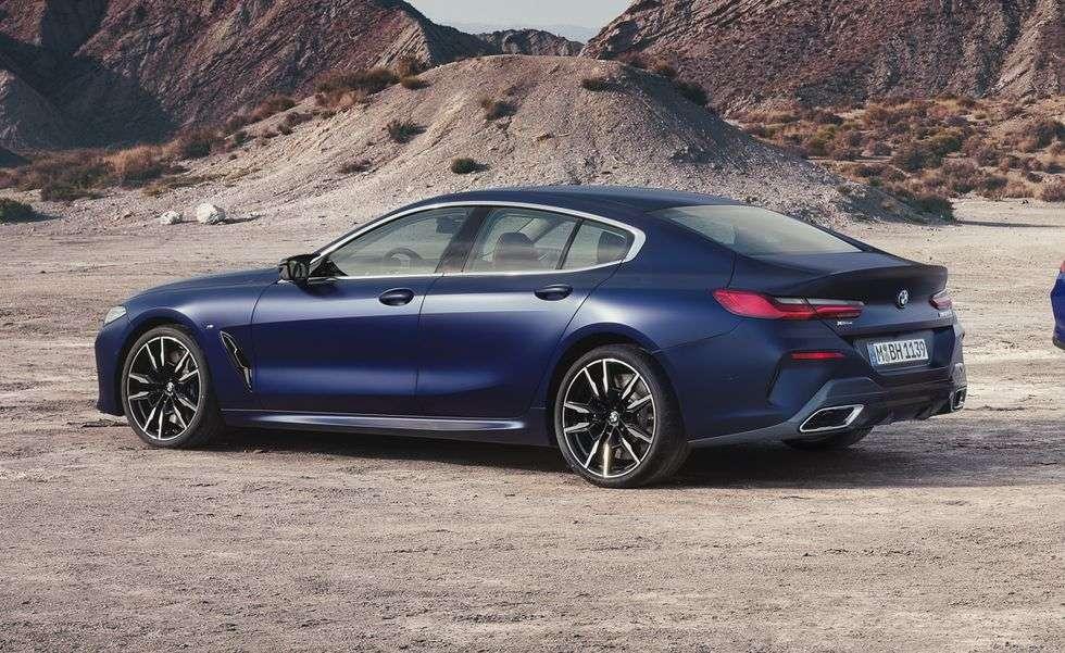 Giá xe BMW 8 Series Gran Coupe 2025: Ưu đãi đặc biệt tháng 12/2025