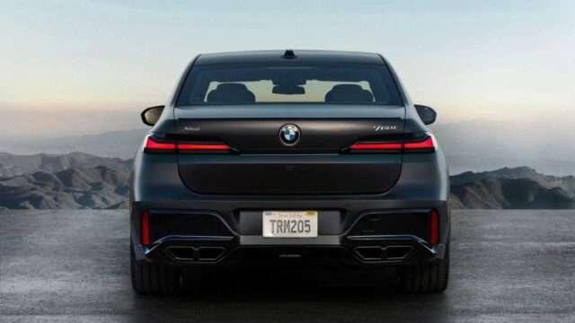 Giá xe BMW 7 Series 2025: Ưu đãi đặc biệt tháng 12/2025